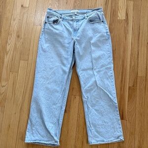 Abercrombie & Fitch Curve Love Lightwash The Baggy Low Rise Jeans Sz 10/30 Short